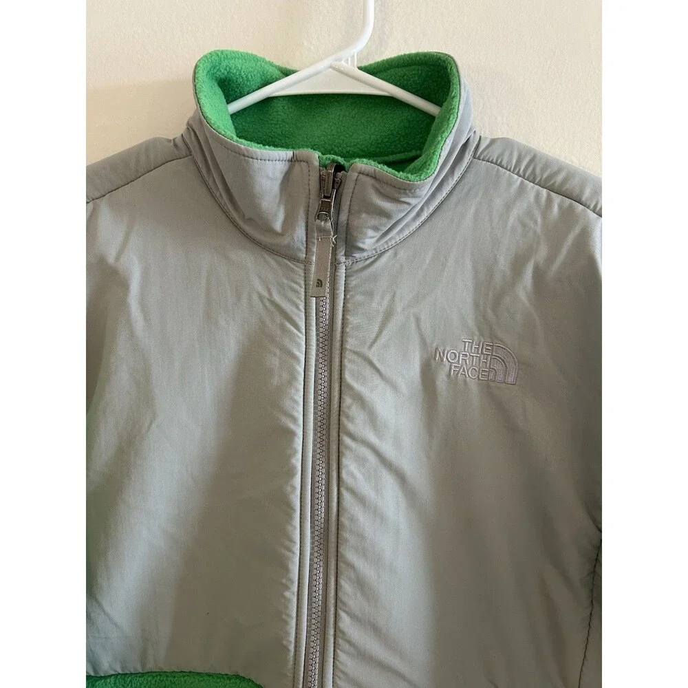 THE NORTH FACE DENALI JACKET Girls Size XL Green Gray SRP $109